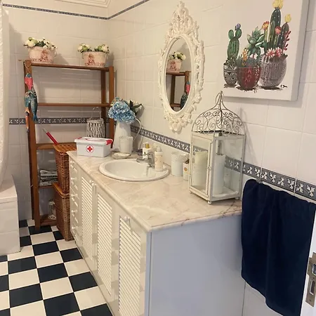 Penthouse -8 Beds - Lisbon 40 Min