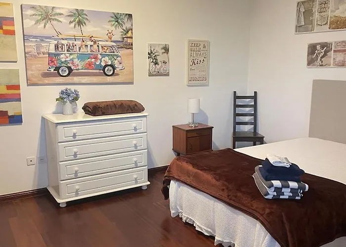 Penthouse -8 Beds- Near Lisbon Appartamento