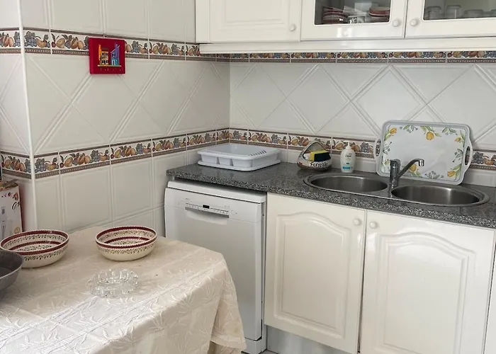 Penthouse -8 Beds- Near Lisbon * Santa Cruz (Oeste)