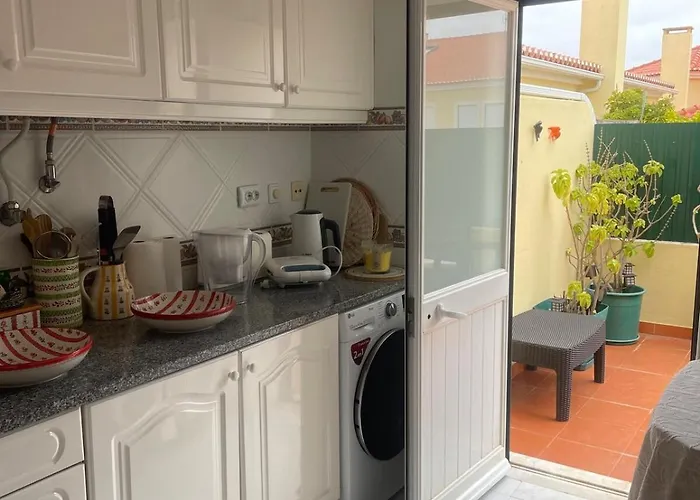 Penthouse -8 Beds- Near Lisbon Appartamento *