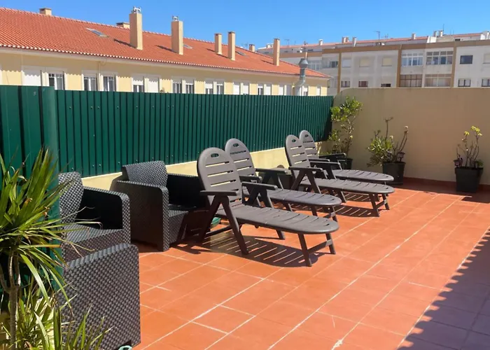 Penthouse -8 Beds- Near Lisbon * Santa Cruz (Oeste)